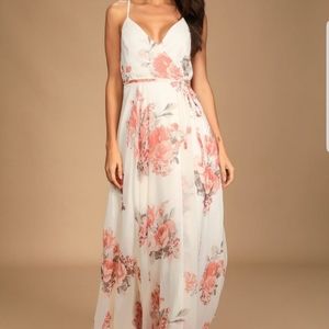 Lulu's Floral Maxi Dress